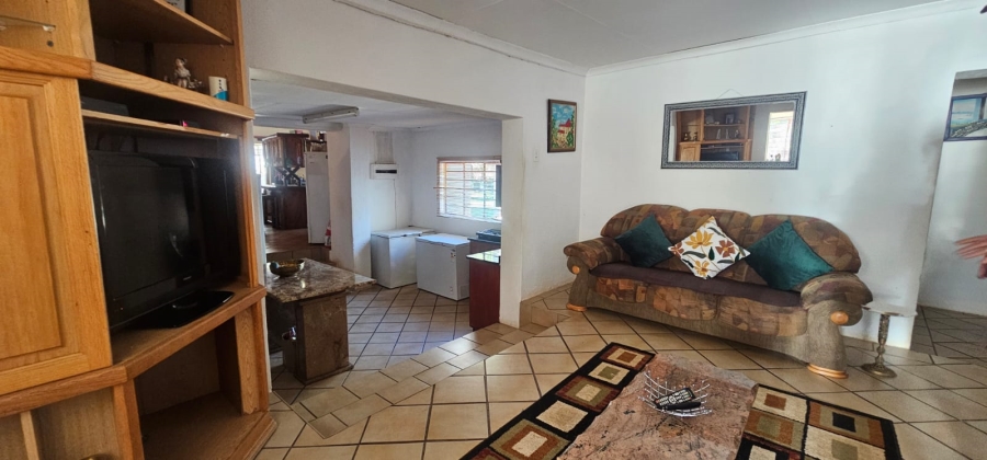 12 Bedroom Property for Sale in Rustenburg Rural North West